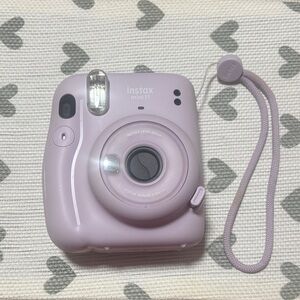Fujifilm Instax Mini 11 in Soft Purple